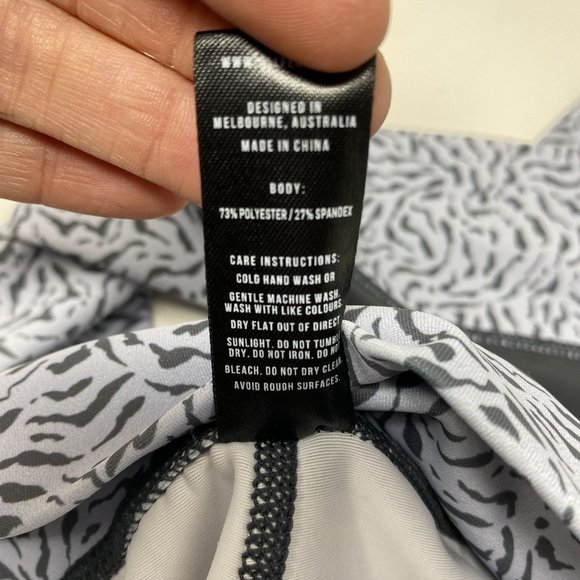 Allfenix Animal Print High Waist Leggings Medium  - Picture 7 of 10